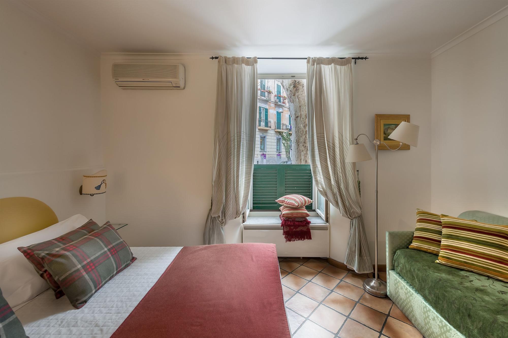 Bed and Breakfast Weekend A Napoli Esterno foto