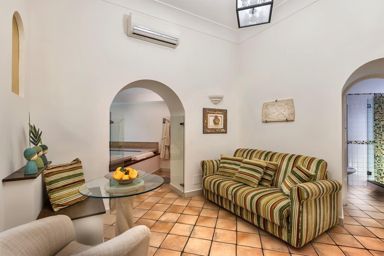 Bed and Breakfast Weekend A Napoli Esterno foto